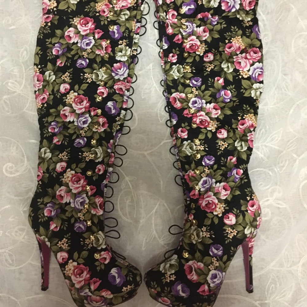 Shoes - Picture 2 of 5